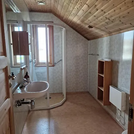 Hus Ved Ringshaugstranda *