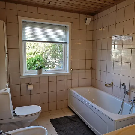 Hus Ved Ringshaugstranda Сasa de vacaciones Tønsberg